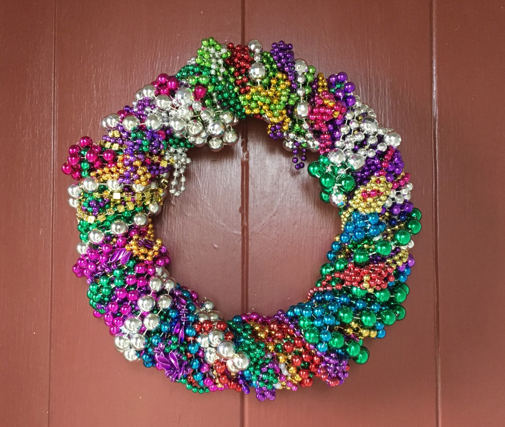 Simple Mardi Gras Wreath – Simply Angie